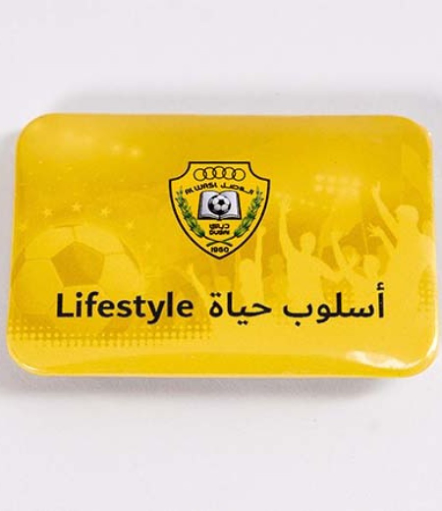 Lifestyle Pin Badge yellow