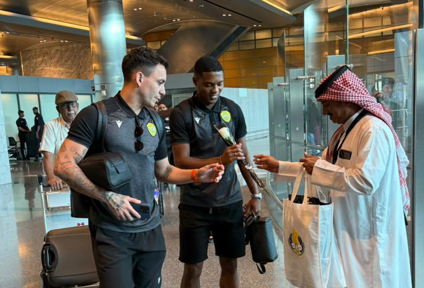 The Emperor's delegation arrives in Doha in preparation for the match against Al Gharafa