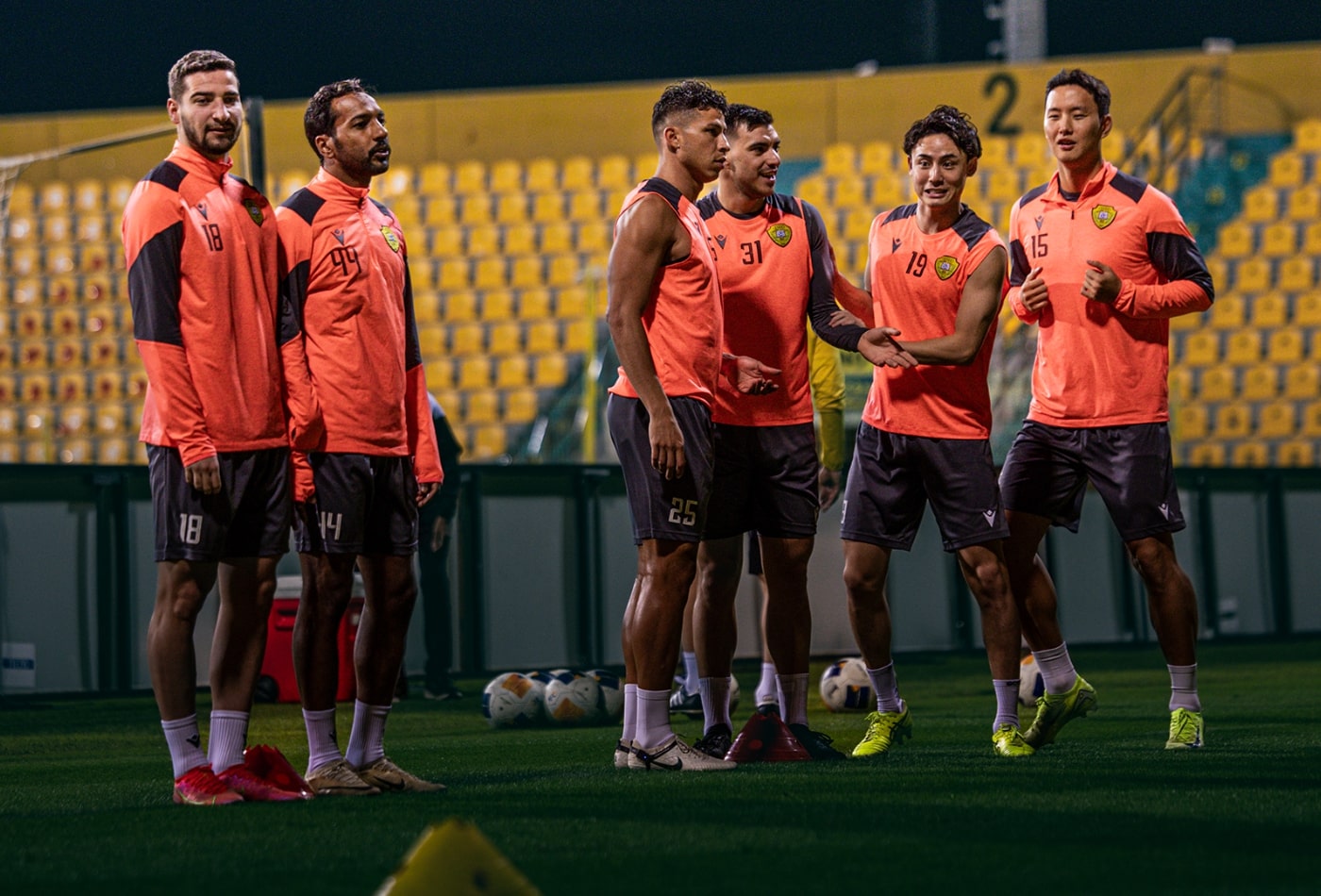 Al Wasl concluded Preparations for the Al Rayyan Clash Tomorrow