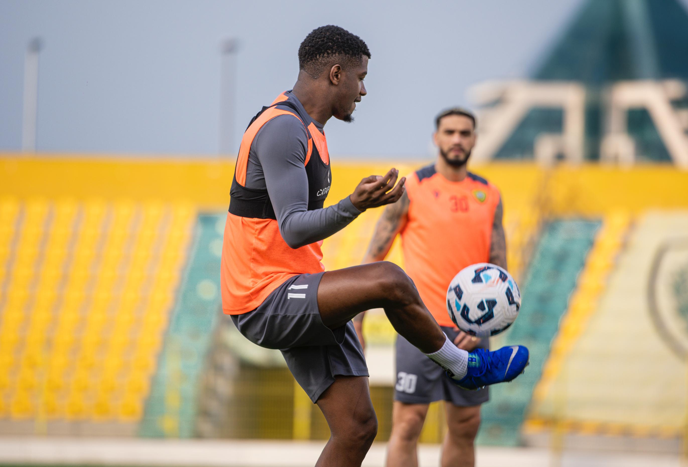 Al Wasl Completes Preparations for the Khorfakkan Match