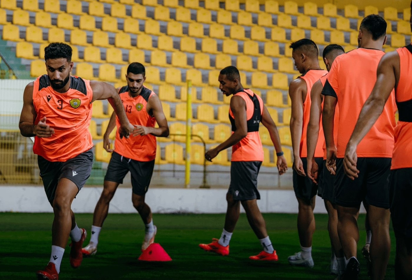 Al Wasl Conclude Preparations for the Match Against Khorfakkan