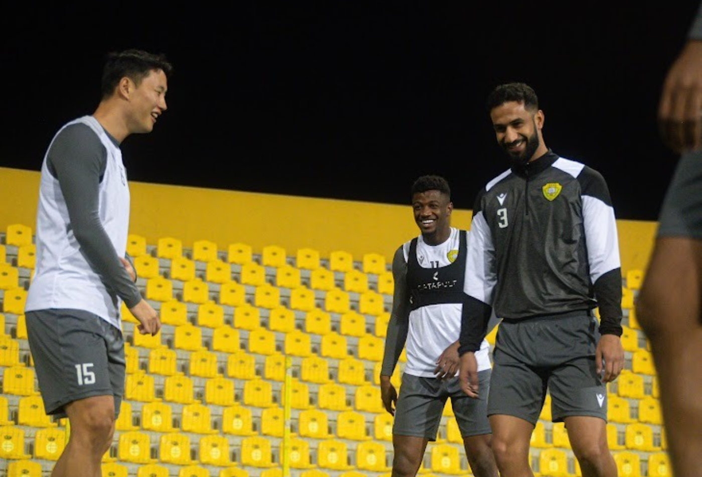 Al Wasl completes its preparations to face Sharjah in ADNOC Pro League